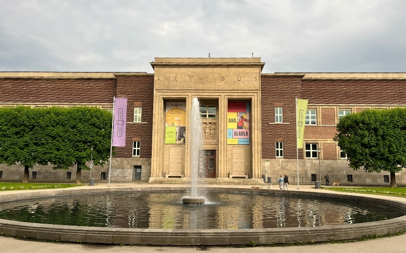 Der Kunstpalast im Ehrenhofkomplex