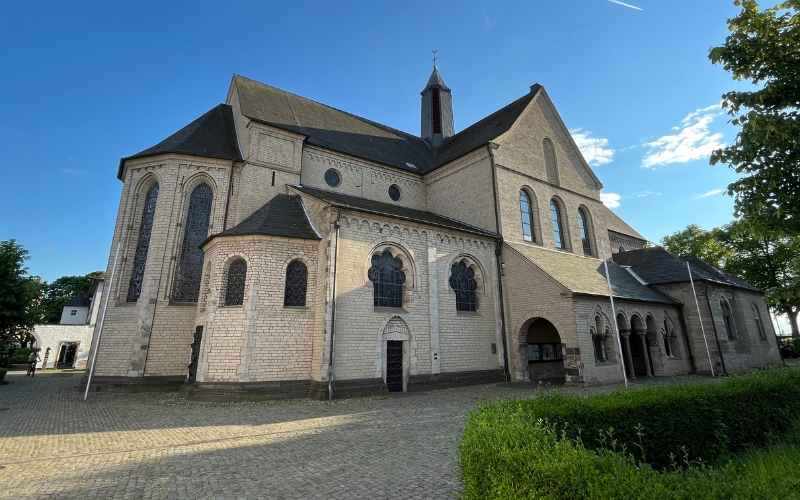 Die mittelalterliche Basilika St. Suitbertus in Kaiserswerth