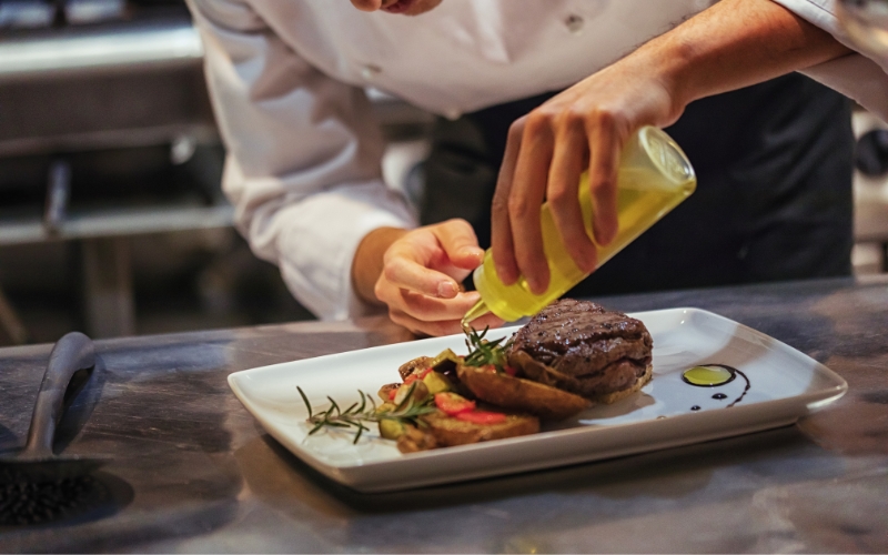 Feinste Essenszubereitung im Sternerestaurant 